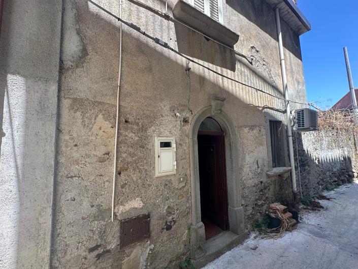 Image No.17-Maison de ville de 3 chambres à vendre à Novara di Sicilia