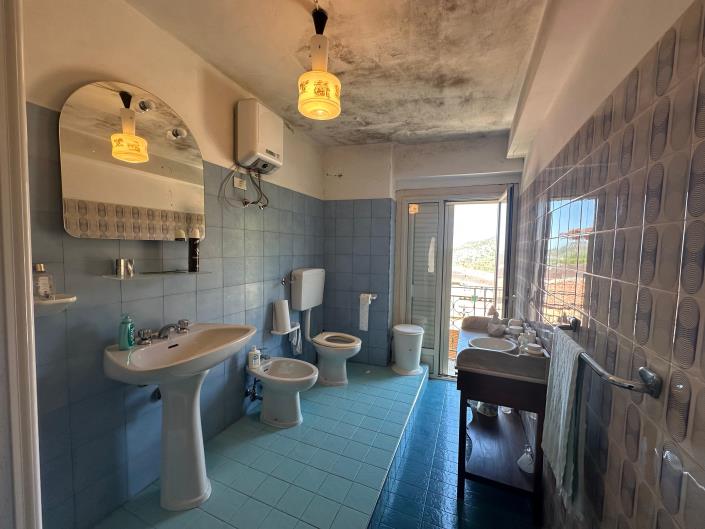 Image No.23-Maison de ville de 3 chambres à vendre à Novara di Sicilia