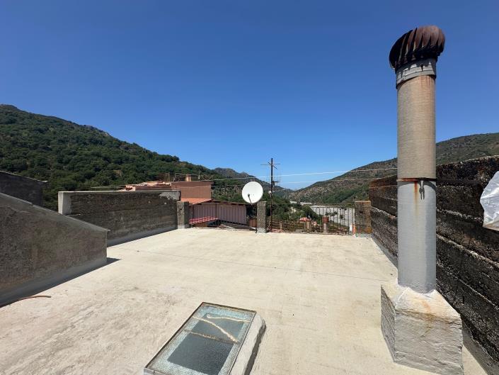 Image No.51-Maison de ville de 3 chambres à vendre à Novara di Sicilia