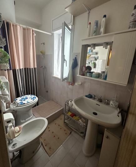 Image No.21-3 Bed Semi-Detached for sale