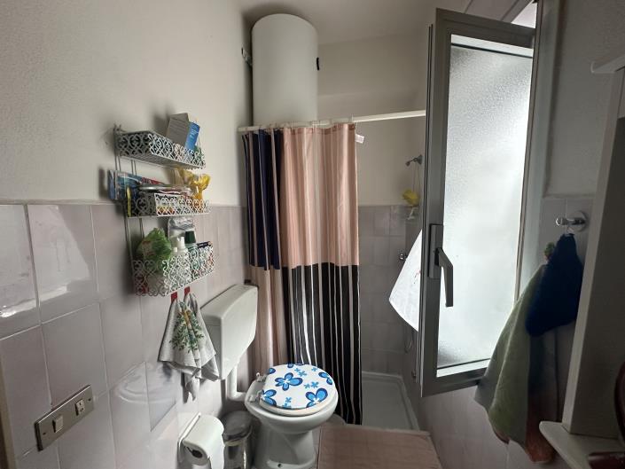 Image No.26-3 Bed Semi-Detached for sale