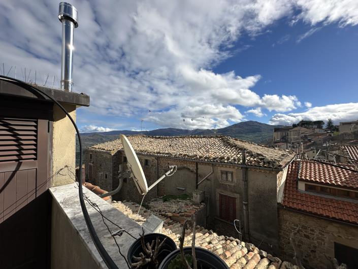 Image No.41-3 Bed House for sale