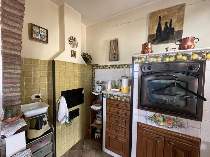 Image No.13-3 Bed House for sale