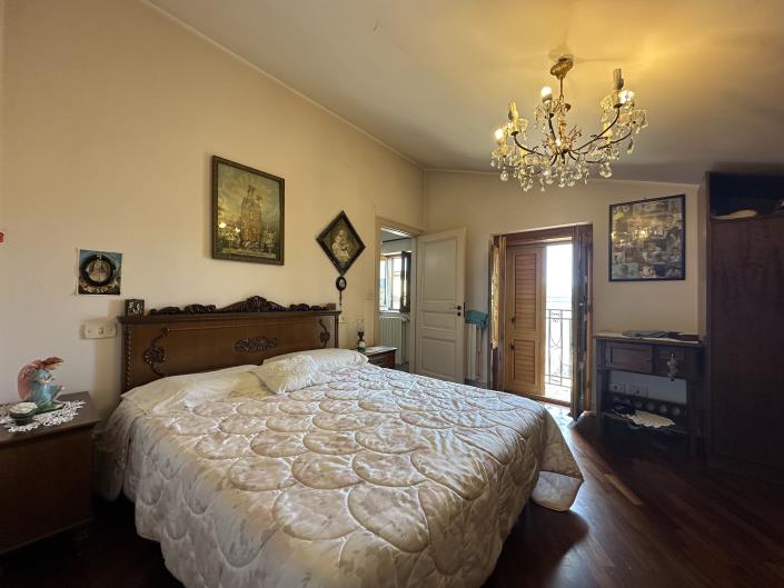 Image No.24-3 Bed House for sale