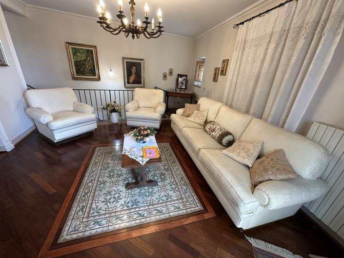 Image No.28-3 Bed House for sale