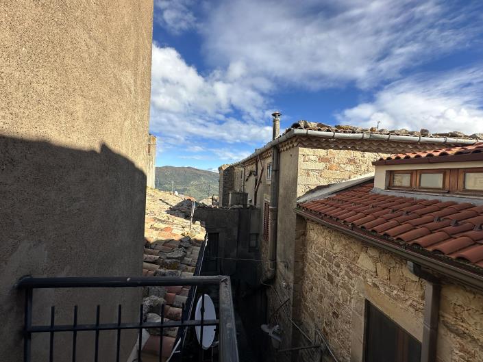 Image No.38-3 Bed House for sale