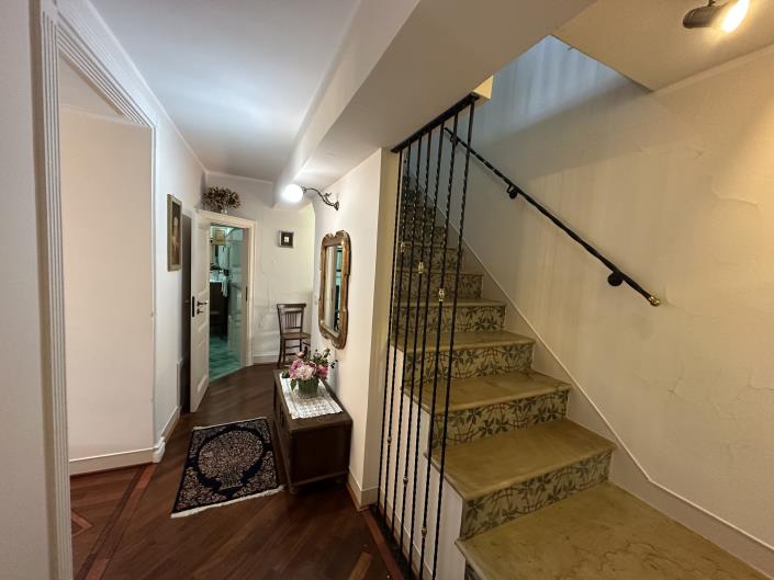 Image No.42-3 Bed House for sale