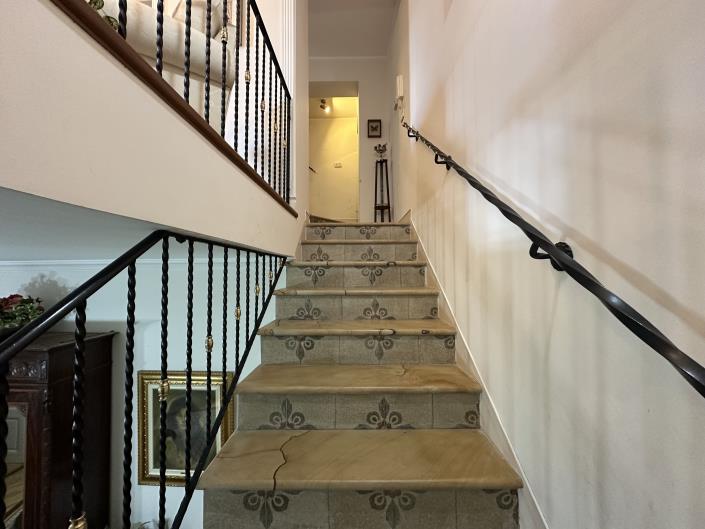 Image No.44-3 Bed House for sale