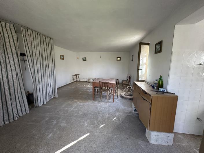 Image No.11-2 Bed House for sale