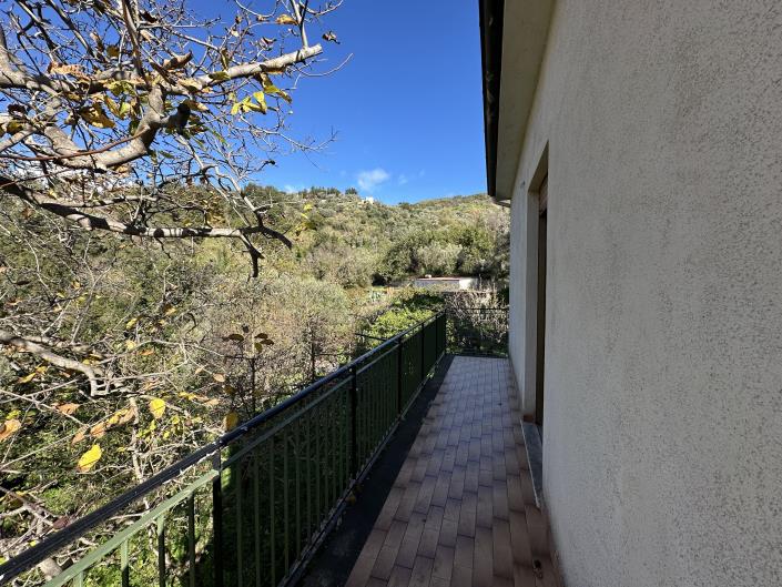 Image No.28-2 Bed House for sale