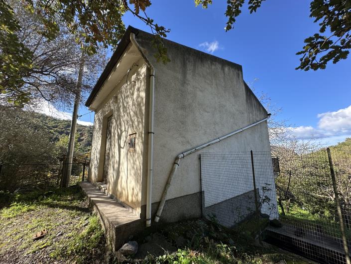 Image No.35-2 Bed House for sale