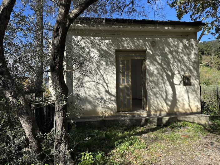 Image No.3-2 Bed House for sale