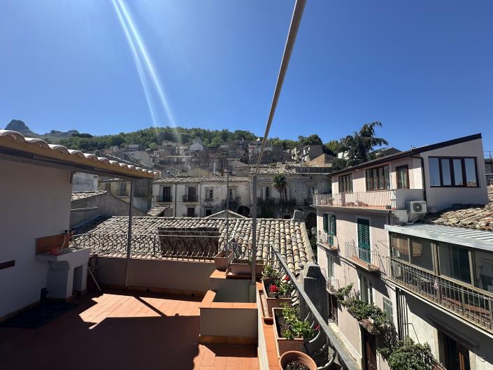 Image No.27-Propriété de 3 chambres à vendre à Novara di Sicilia