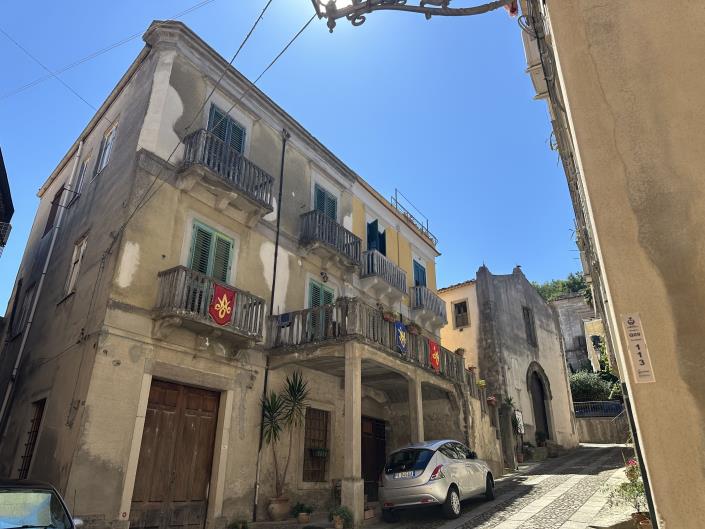 Image No.55-Propriété de 3 chambres à vendre à Novara di Sicilia