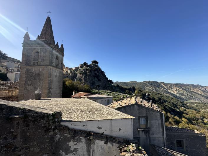 Image No.34-3 Bed Townhouse for sale