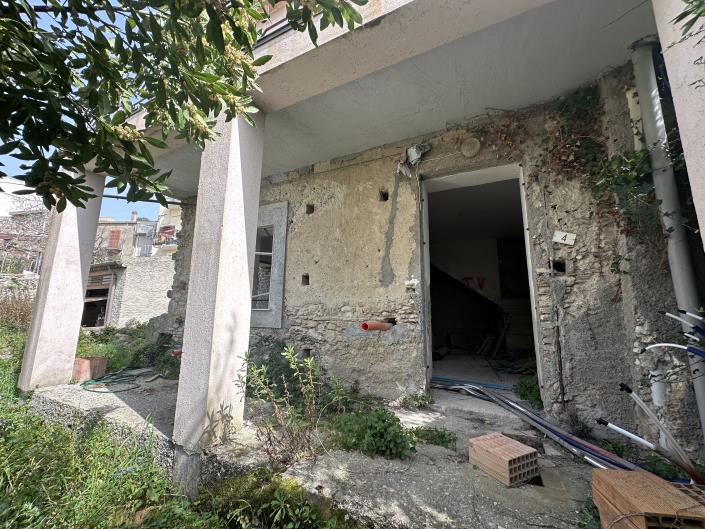 Image No.3-2 Bed Semi-Detached for sale