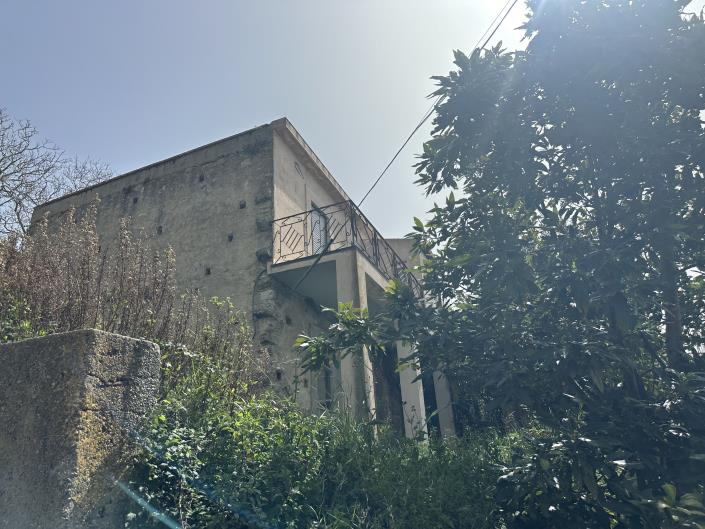 Image No.28-2 Bed Semi-Detached for sale