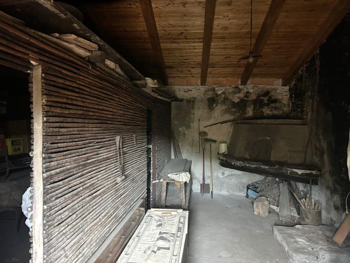 Image No.27-2 Bed Townhouse for sale