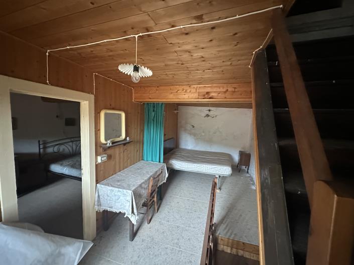 Image No.17-2 Bed Townhouse for sale