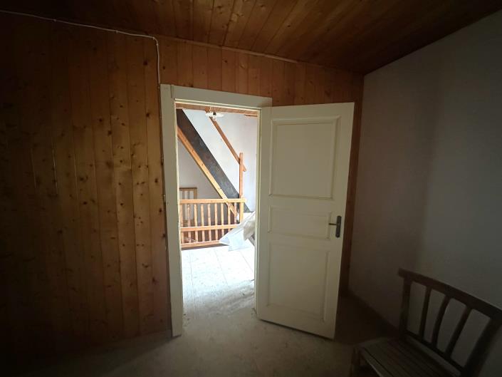 Image No.21-2 Bed Townhouse for sale