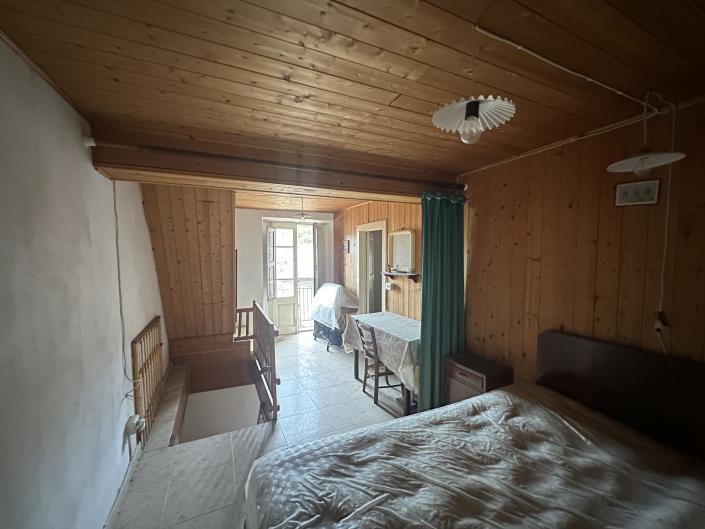 Image No.23-2 Bed Townhouse for sale