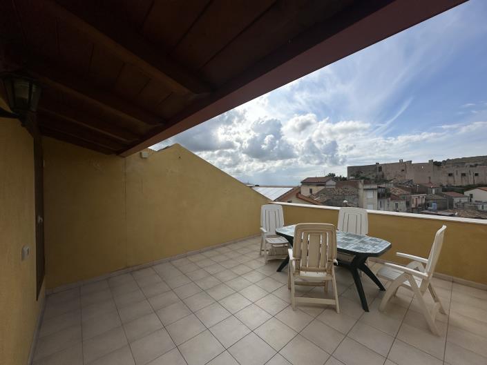 Image No.33-Maison de ville de 1 chambre à vendre à Spadafora