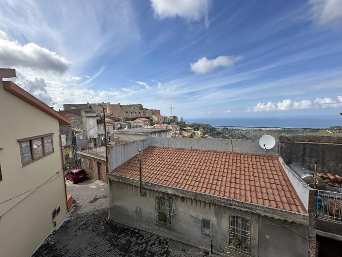 Image No.37-Maison de ville de 1 chambre à vendre à Spadafora