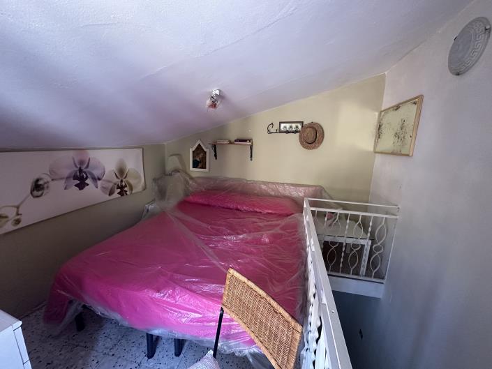 Image No.20-2 Bed Townhouse for sale