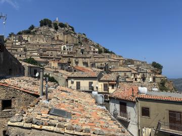 1 - Mistretta, Townhouse