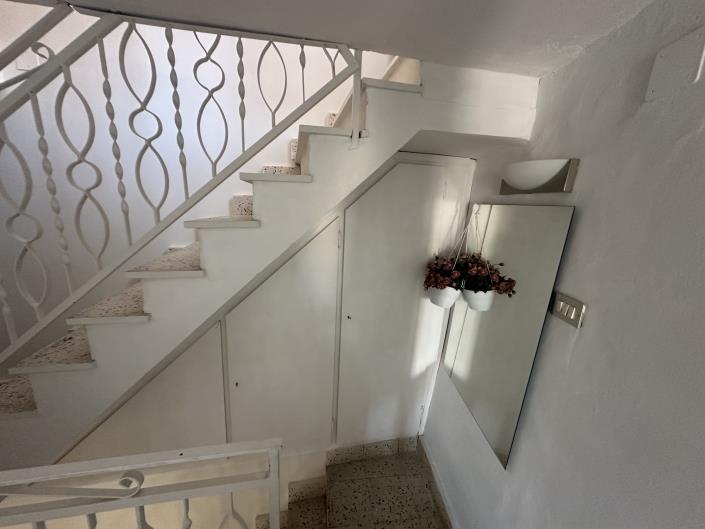 Image No.9-2 Bed Townhouse for sale