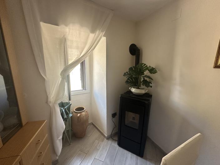 Image No.10-2 Bed Townhouse for sale