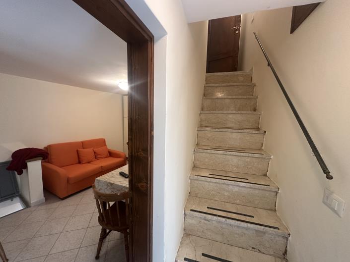 Image No.5-Maison de ville de 1 chambre à vendre à Mistretta