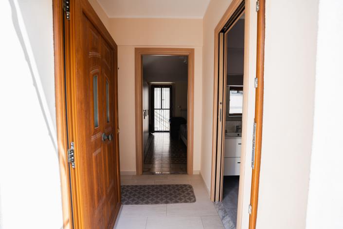 Image No.19-3 Bed Townhouse for sale