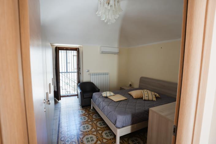 Image No.16-3 Bed Townhouse for sale