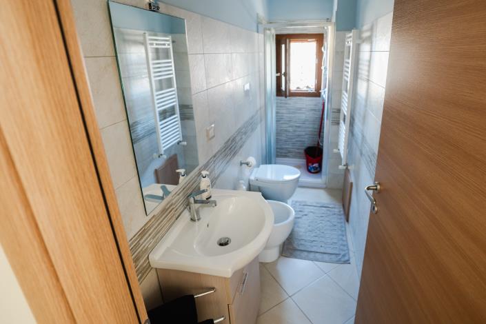 Image No.17-3 Bed Townhouse for sale