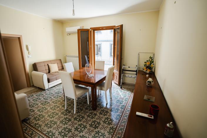 Image No.2-3 Bed Townhouse for sale