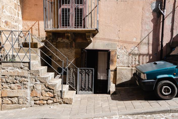 Image No.39-3 Bed Townhouse for sale