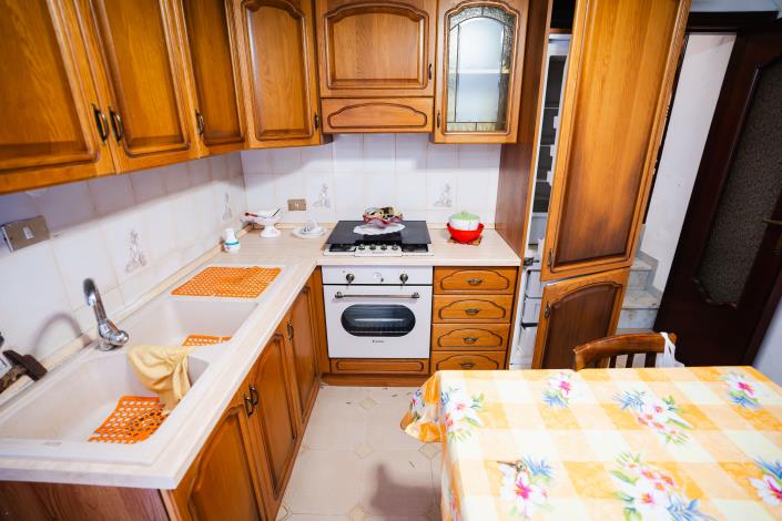 Image No.6-3 Bed Townhouse for sale