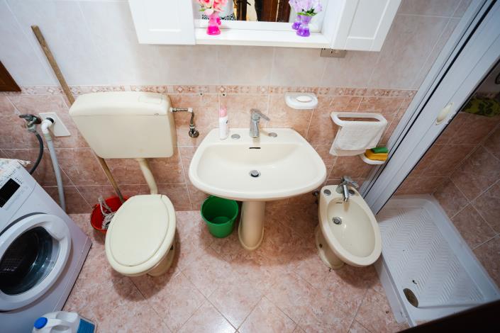 Image No.12-3 Bed Townhouse for sale