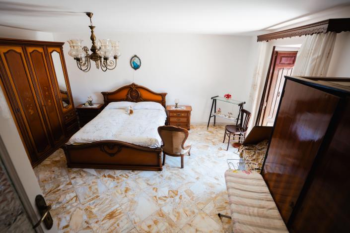 Image No.8-3 Bed Townhouse for sale