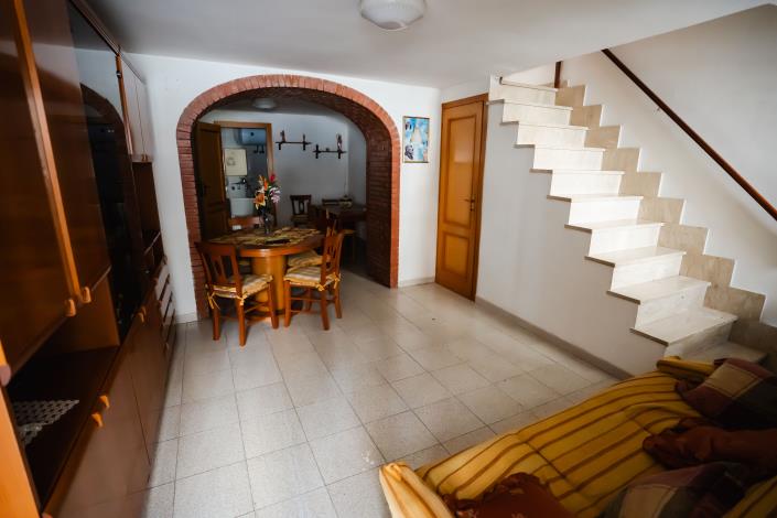 Image No.3-2 Bed Townhouse for sale