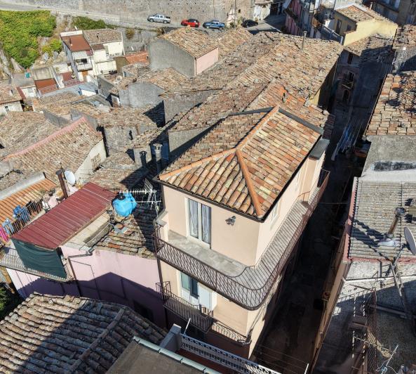 Image No.3-3 Bed Townhouse for sale