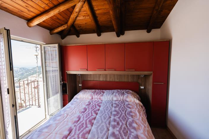 Image No.22-3 Bed Townhouse for sale