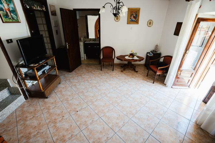 Image No.21-3 Bed Semi-Detached for sale