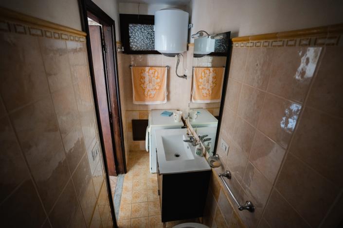 Image No.17-3 Bed Semi-Detached for sale