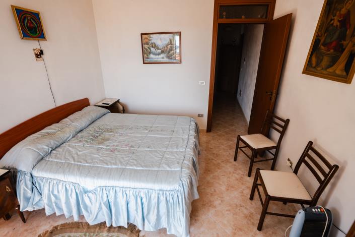 Image No.14-3 Bed Semi-Detached for sale