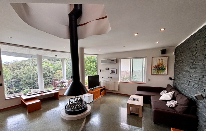 Image No.15-4 Bed Villa / Detached for sale