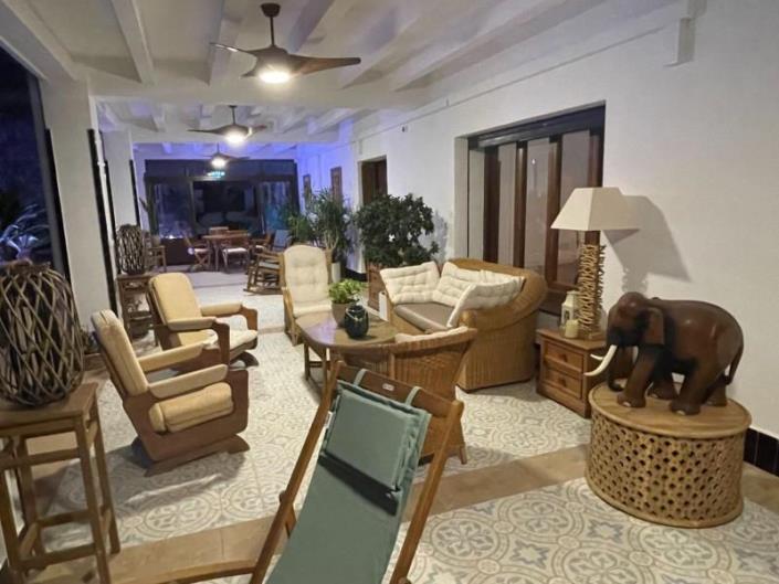 Image No.47-5 Bed Villa for sale