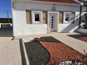 Photo 0