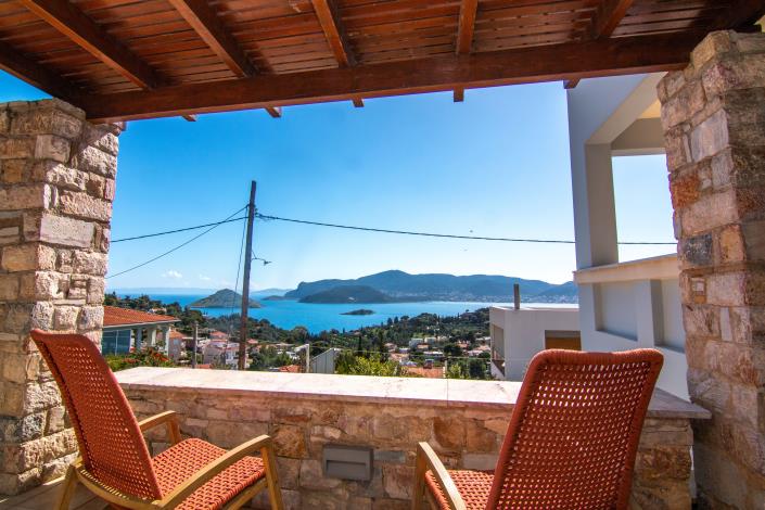 Image No.7-Maison de 4 chambres à vendre à Porto Rafti